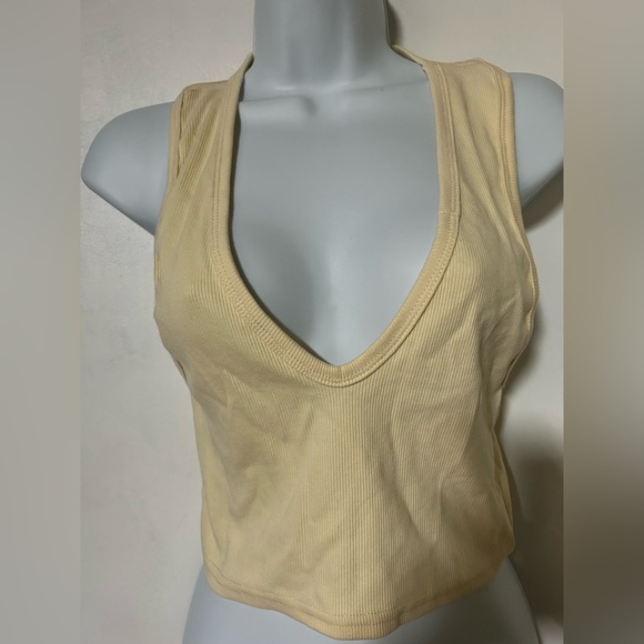 ZARA Women's yellow Sleeveless Top - Picture 1 of 4
